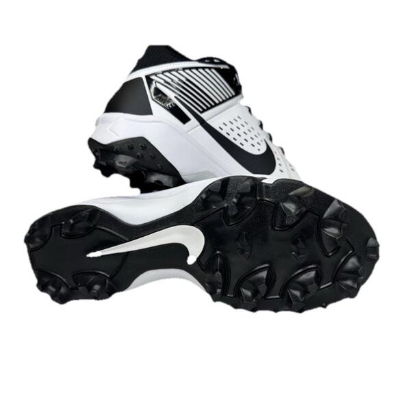 Athletic_Shoes